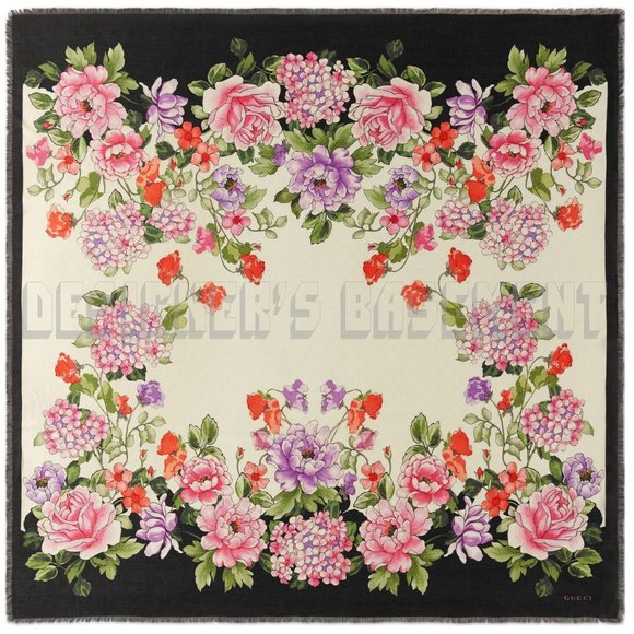 GUCCI ivory Interlocking G black border RISING FLOWERS 55" modal/silk pashmina🎁 - Picture 3 of 6